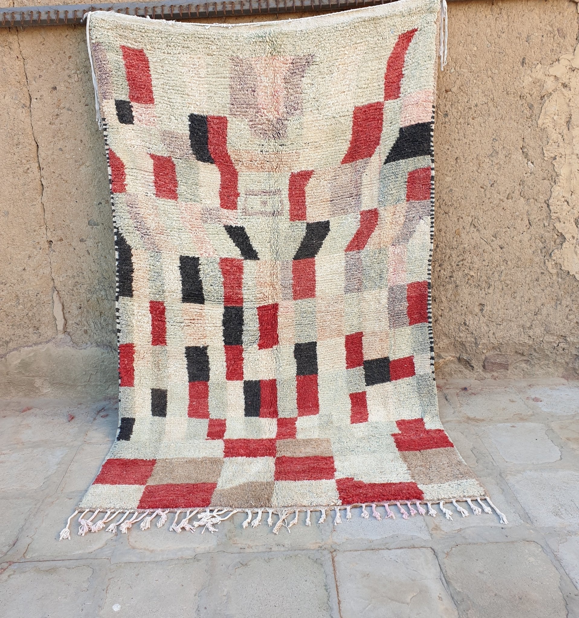 DORISA | Boujaad Rug | 100% wool handmade in Morocco - OunizZ