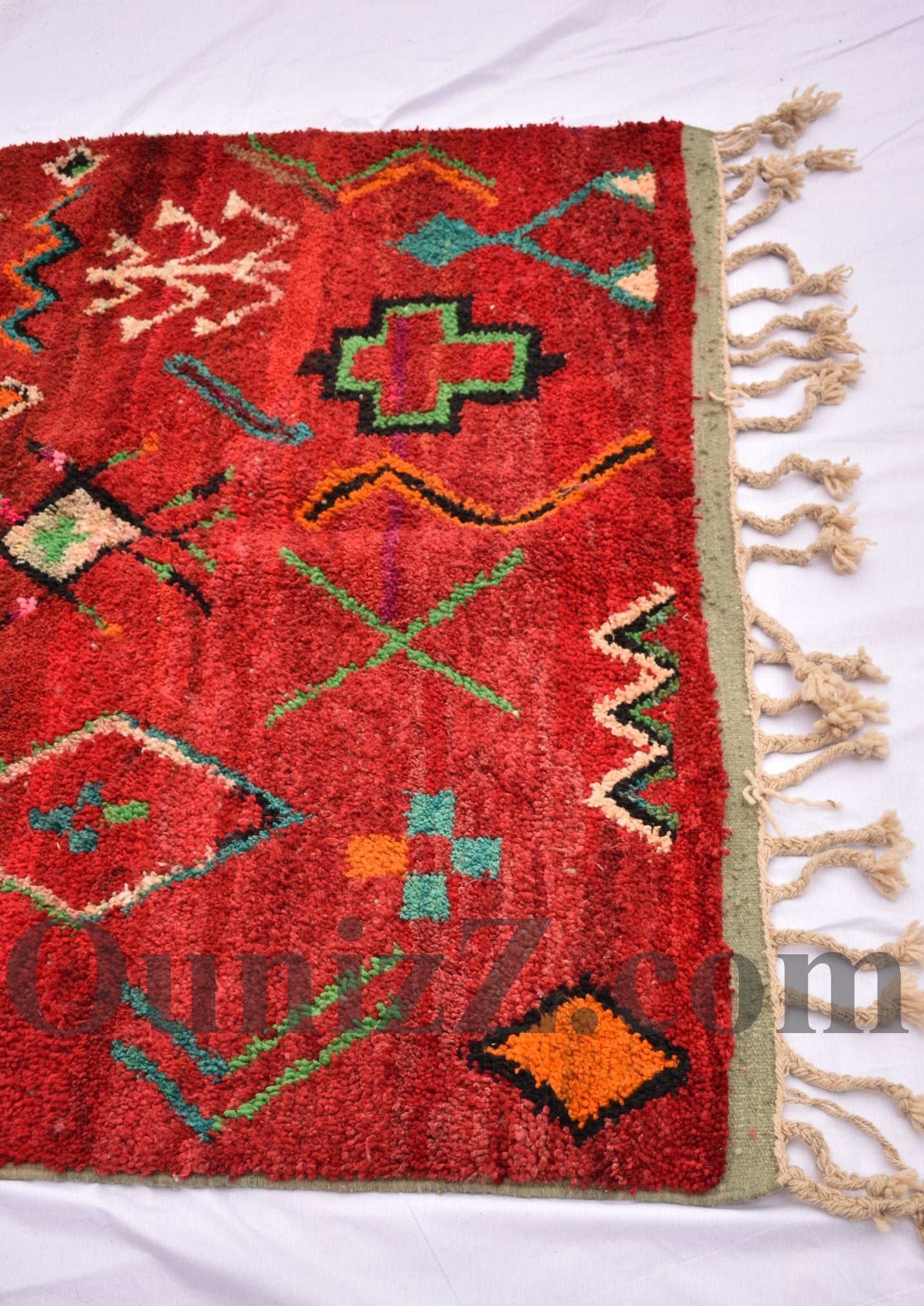 ERMA | Boujaad Rug | 100% wool handmade in Morocco - OunizZ