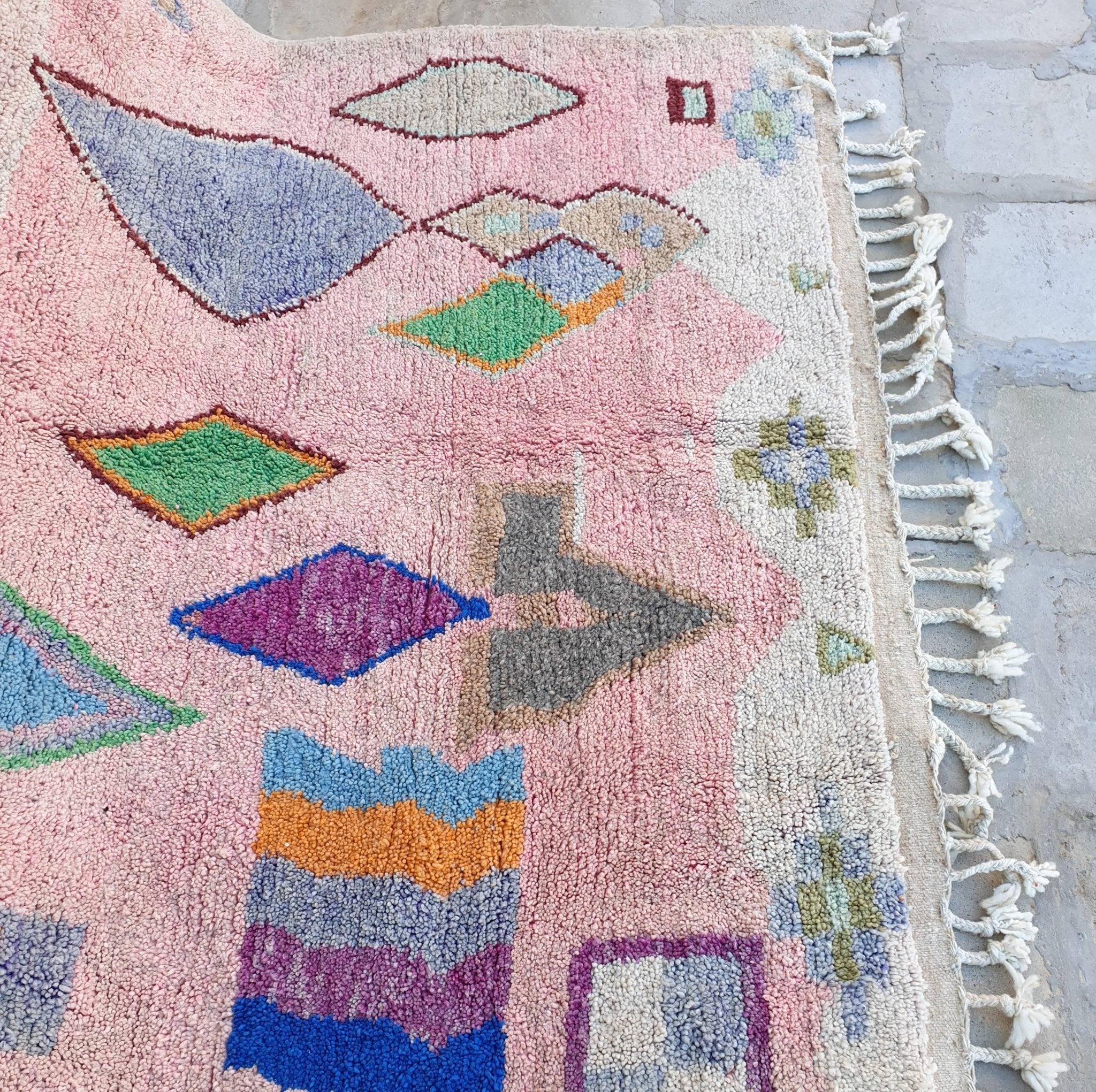 FINA | Boujaad Rug | 100% wool handmade in Morocco - OunizZ