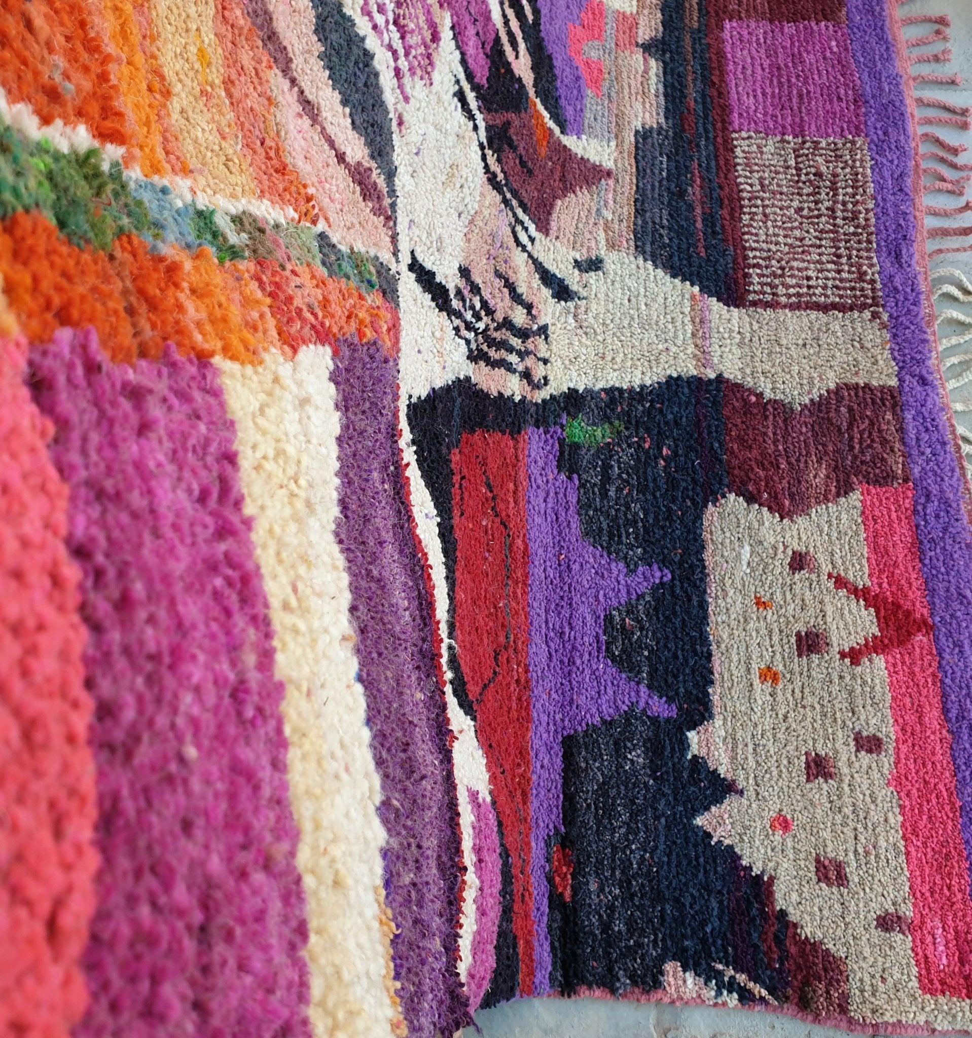 GHELLA | Boujaad Rug | 100% wool handmade in Morocco - OunizZ