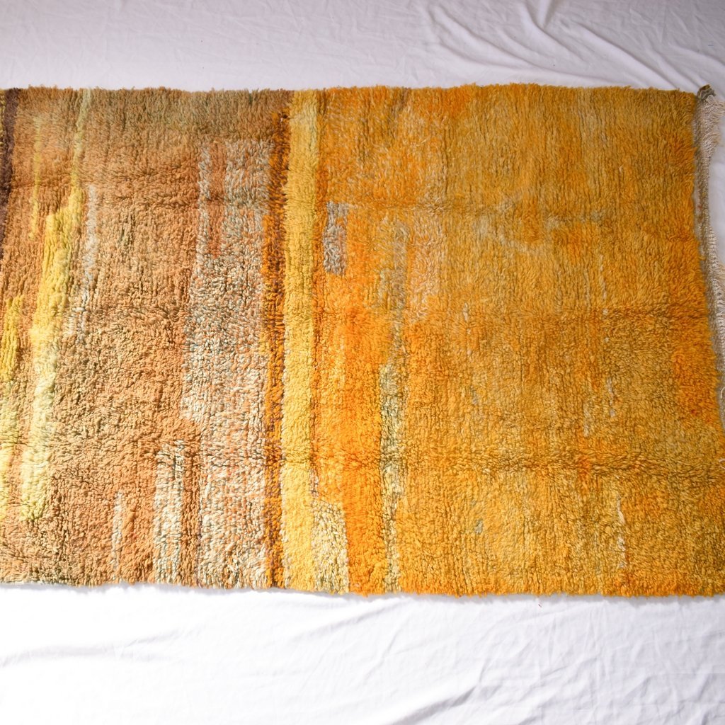 GHOROB | 8'2x5'0 Ft | 250x153 cm | Moroccan Golden Rug | 100% wool handmade - OunizZ