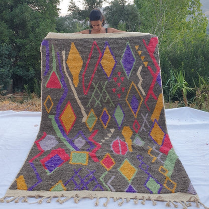 GRIYA | 8'8x5'7 Ft | 2,7x1,7 m | Moroccan Colorful Rug | 100% wool handmade - OunizZ