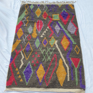 GRIYA | 8'8x5'7 Ft | 2,7x1,7 m | Moroccan Colorful Rug | 100% wool handmade - OunizZ
