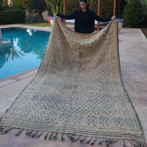 HABLA | 10'6x6'4 Ft | 3,22x1,95 m | Moroccan VINTAGE Colorful Rug | 100% wool handmade - OunizZ