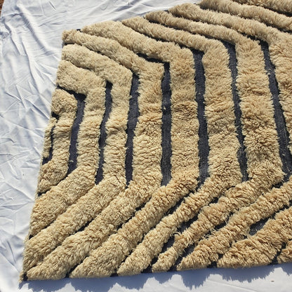 Handcrafted BENI MOROCCAN RUG | Dye Wool Authentic & Soft Rug | Berber Moroccan Rug | Moroccan Woolen Carpet Chinla | 9'3x6'4 Ft | 2,84x1,95 m - OunizZ