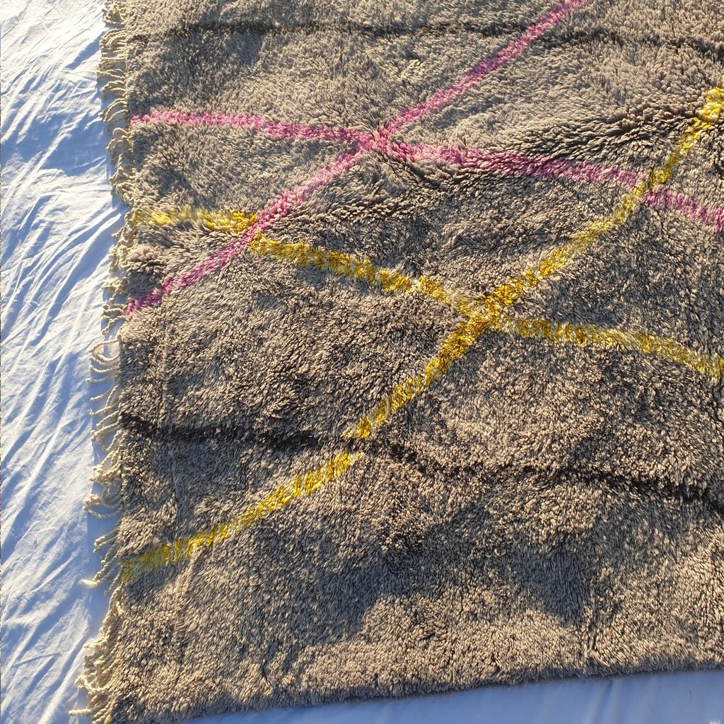 Handcrafted BENI MOROCCAN RUG | Dye Wool Authentic & Soft Rug | Berber Moroccan Rug | Moroccan Woolen Carpet GARYA | 9'6x6'9 Ft | 2,92x2,09 m - OunizZ