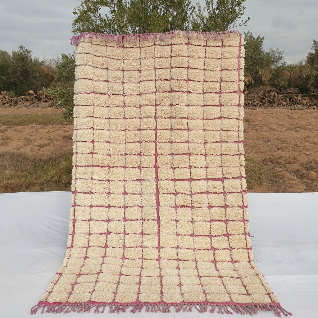 Handcrafted BENI MOROCCAN RUG | Dye Wool Authentic & Soft Rug | Berber Moroccan Rug | Moroccan Woolen Carpet Gouta | 8'4x5'2 Ft | 2,57x1,57 m - OunizZ