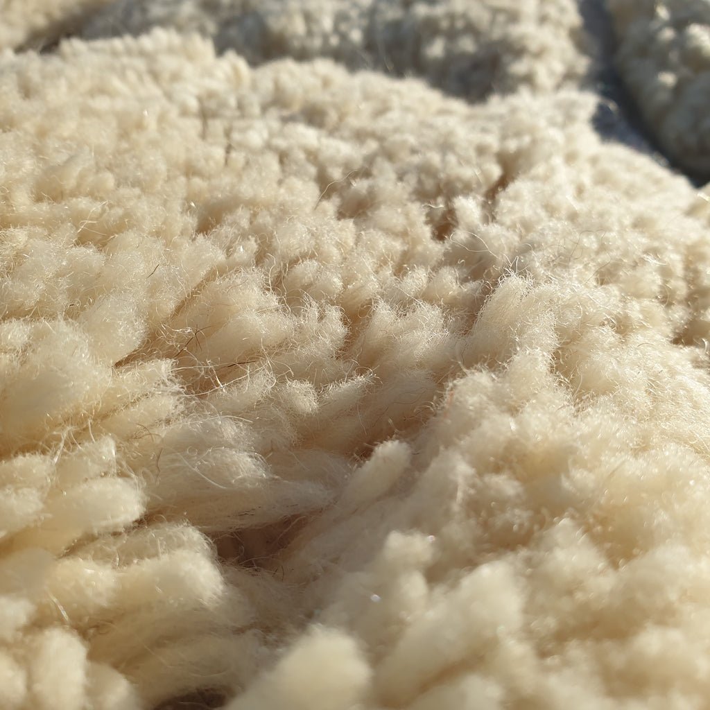 Handcrafted BENI MOROCCAN RUG | Dye Wool Authentic & Soft Rug | Berber Moroccan Rug | Moroccan Woolen Carpet Gouta | 9x7'7 Ft | 2,73x2,34 m - OunizZ