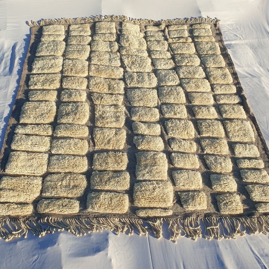 Handcrafted BENI MOROCCAN RUG | Dye Wool Authentic & Soft Rug | Berber Moroccan Rug | Moroccan Woolen Carpet Gouta | 9x7'7 Ft | 2,73x2,34 m - OunizZ