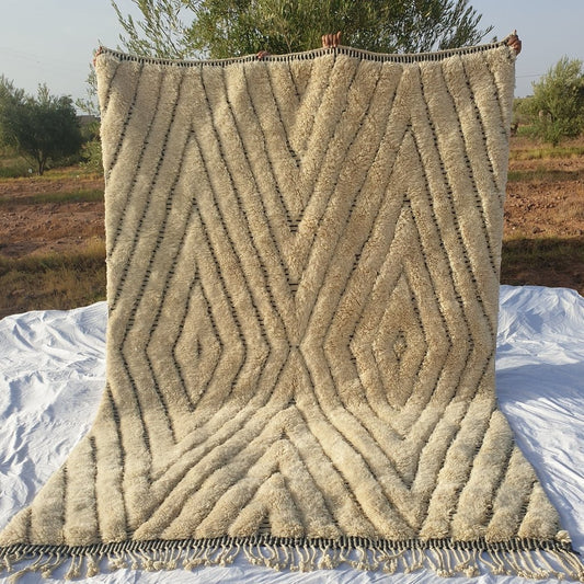 Handcrafted BENI MOROCCAN RUG | Dye Wool Authentic & Soft Rug | Berber Moroccan Rug | Moroccan Woolen Carpet JBEN | 10'2x7'1 Ft | 3,10x2,17 m - OunizZ