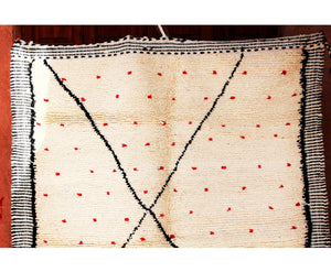 IGHOUDANE | BENI OUARAIN Black & White Rug | 100% wool handmade in Morocco - OunizZ