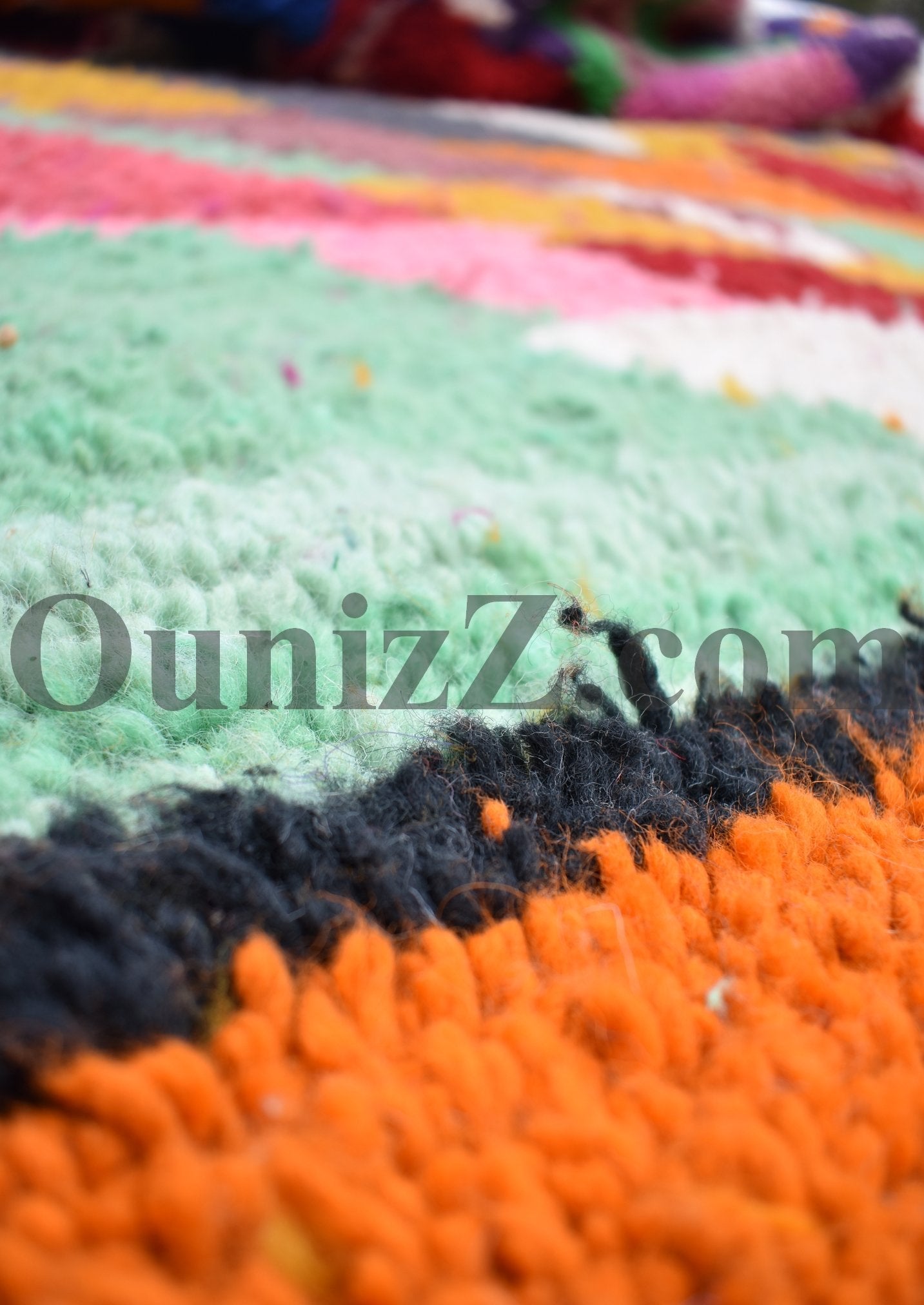 IRHASS | Boujaad Rug | 100% wool handmade in Morocco - OunizZ