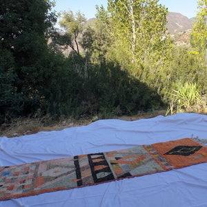 KACHRA Runner | 9'25x2'6 Ft | 2,82x0,78 m | Moroccan Colorful Rug | 100% wool handmade - OunizZ