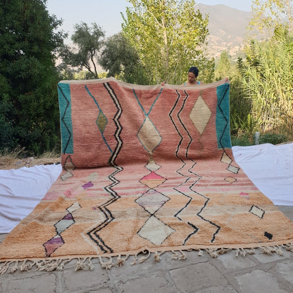 KALSSYA | Boujaad Rug 14x10 Ft | 427x307 CM | 100% wool handmade in Morocco - OunizZ