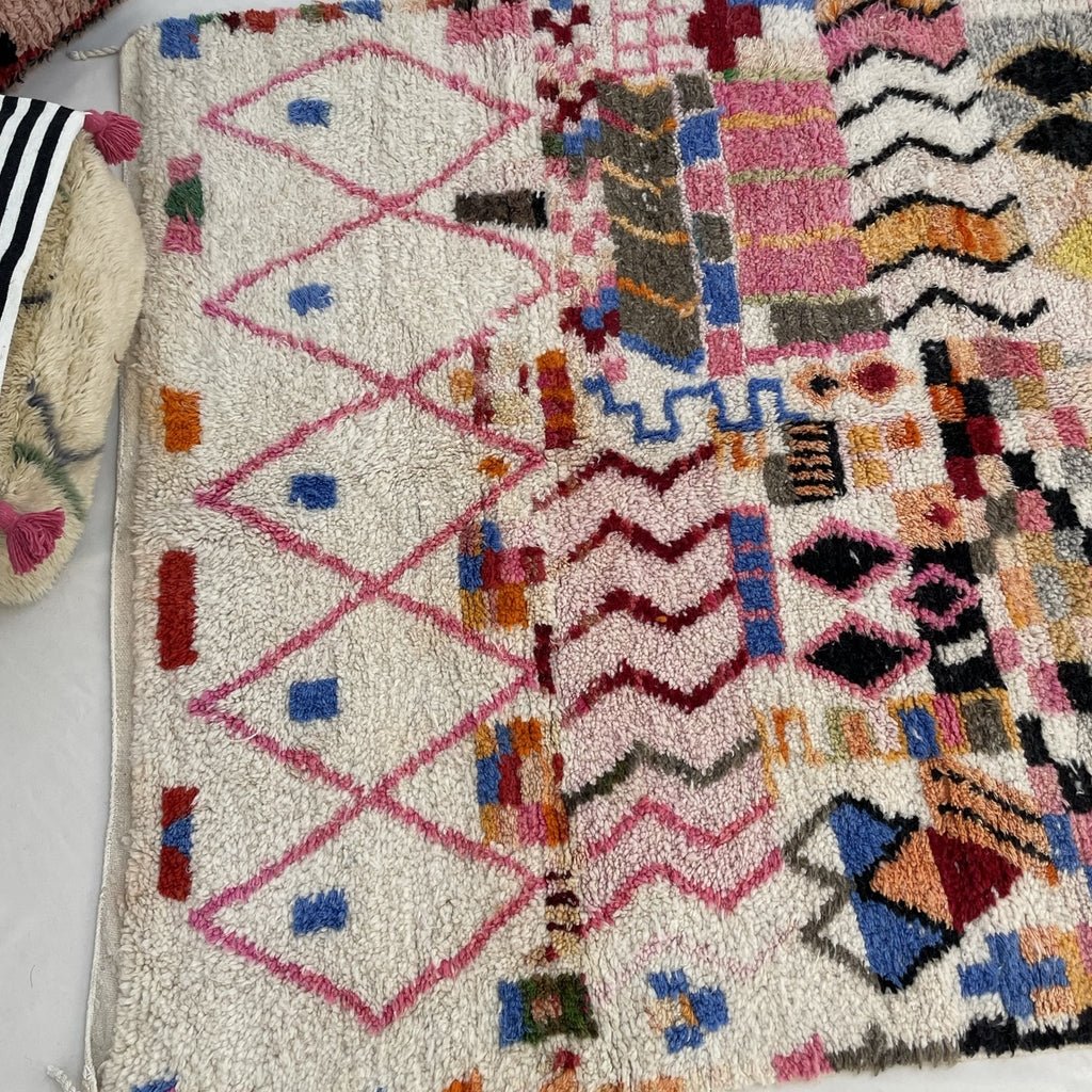 KAMLI Moroccan Boujaad Rug | 8x5'6 Ft | 2,46x1,70 m | 100% wool handmade - OunizZ