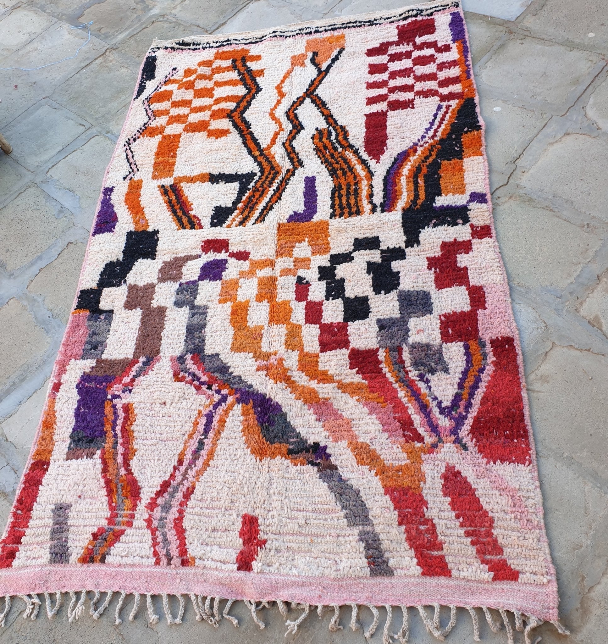 KHEIRA | Boujaad Rug | 100% wool handmade in Morocco - OunizZ