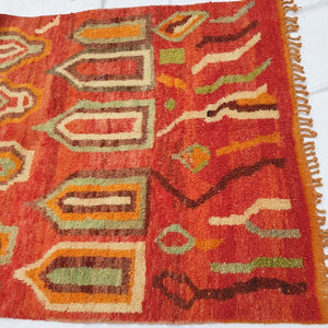 KHRISSA | 8'8x5'1 Ft | 2,70x1,60 m | Moroccan Colorful Rug | 100% wool handmade - OunizZ