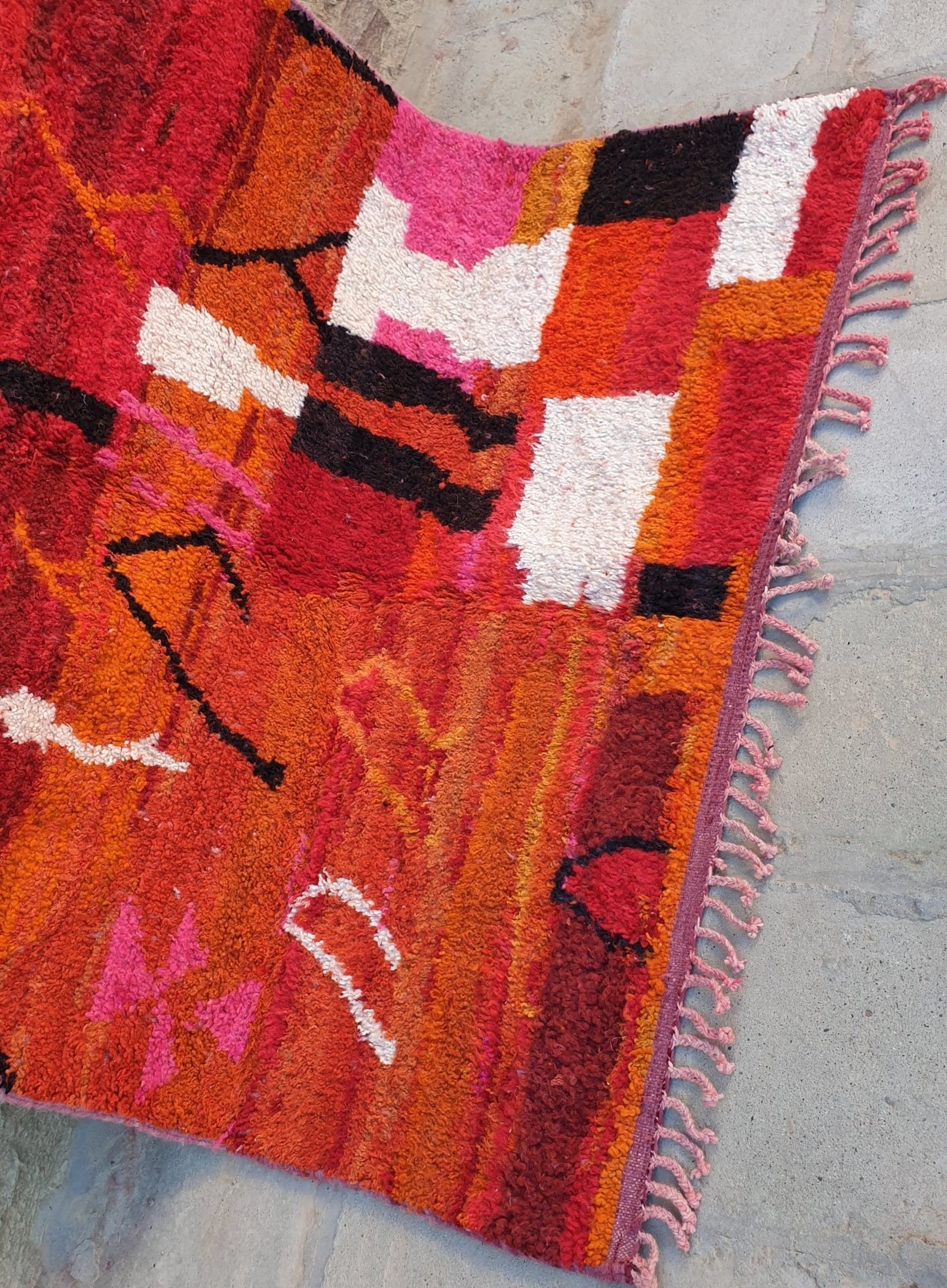 KSU | Boujaad Rug | 100% wool handmade in Morocco - OunizZ