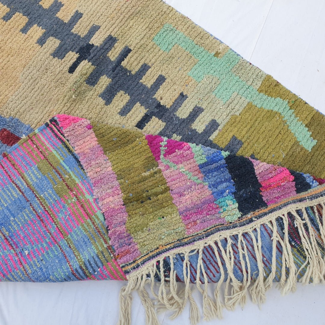 Lakjuj - Moroccan Rug Boujaad | Colorful Authentic Berber Handmade Bedroom Rug | 8'73x4'95 Ft | 2,66x1,51 m - OunizZ