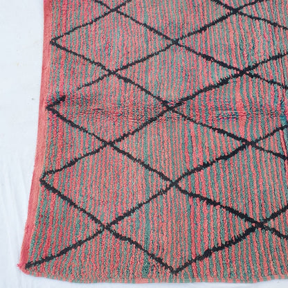 Manata - Moroccan Rug Boujaad | Colorful Authentic Berber Handmade Bedroom Rug | 8x5'08 Ft | 2,43x1,55 m - OunizZ