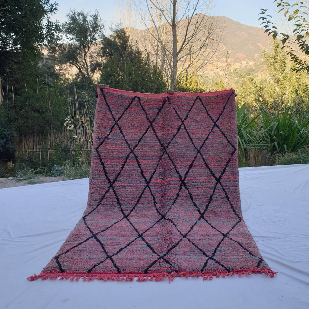 Manata - Moroccan Rug Boujaad | Colorful Authentic Berber Handmade Bedroom Rug | 8x5'08 Ft | 2,43x1,55 m - OunizZ