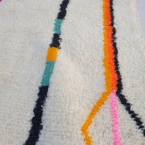 Massla - Moroccan Rug 8x10 White Azilal | Authentic Berber Moroccan Living room Rug | Handmade Moroccan 100% Wool Rug | 308x240 cm | 10x8 ft - OunizZ