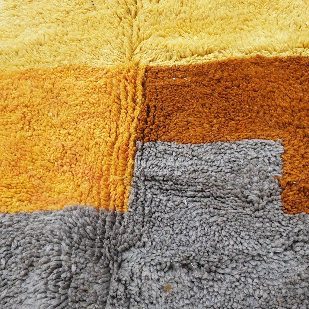 MASSY | 8'2x5'2 Ft | 2,50x1,69 m | Moroccan Beni Ourain Rug | 100% wool handmade - OunizZ