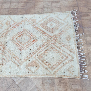 MISHA | 9'2x4'6 Ft | 2,8x1,40 m | Moroccan VINTAGE Colorful Rug | 100% wool handmade - OunizZ