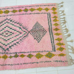MIWARDA Moroccan Rug Pink Boujaad | | 8'7x5 Ft | 2,66x1,53 m | 100% wool handmade - OunizZ