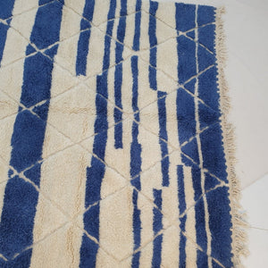 Moroccan Beni Ouarain White & Blue Rug | BAHR | 9'9 x 6'4 Ft | 3x2 m | 100% wool handmade - OunizZ