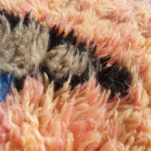 Moroccan Beni rug Ultra Soft and Thick Pink peach Living Room Carpet | 8'9x5'8 Ft | 2,70x1,76 m | HACHIDA | Moroccan Beni Mrirt Rug - OunizZ