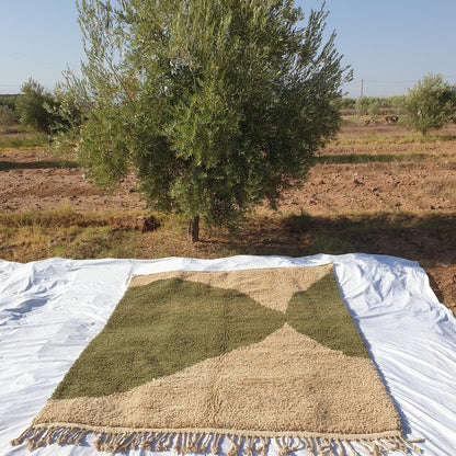 MOROCCAN BOUJAAD RUG | Moroccan Berber Rug | Colorful Rug Moroccan Carpet | Authentic Handmade Berber Bedroom Rugs | 8'2x6'7 Ft | 2,5x2 m - OunizZ