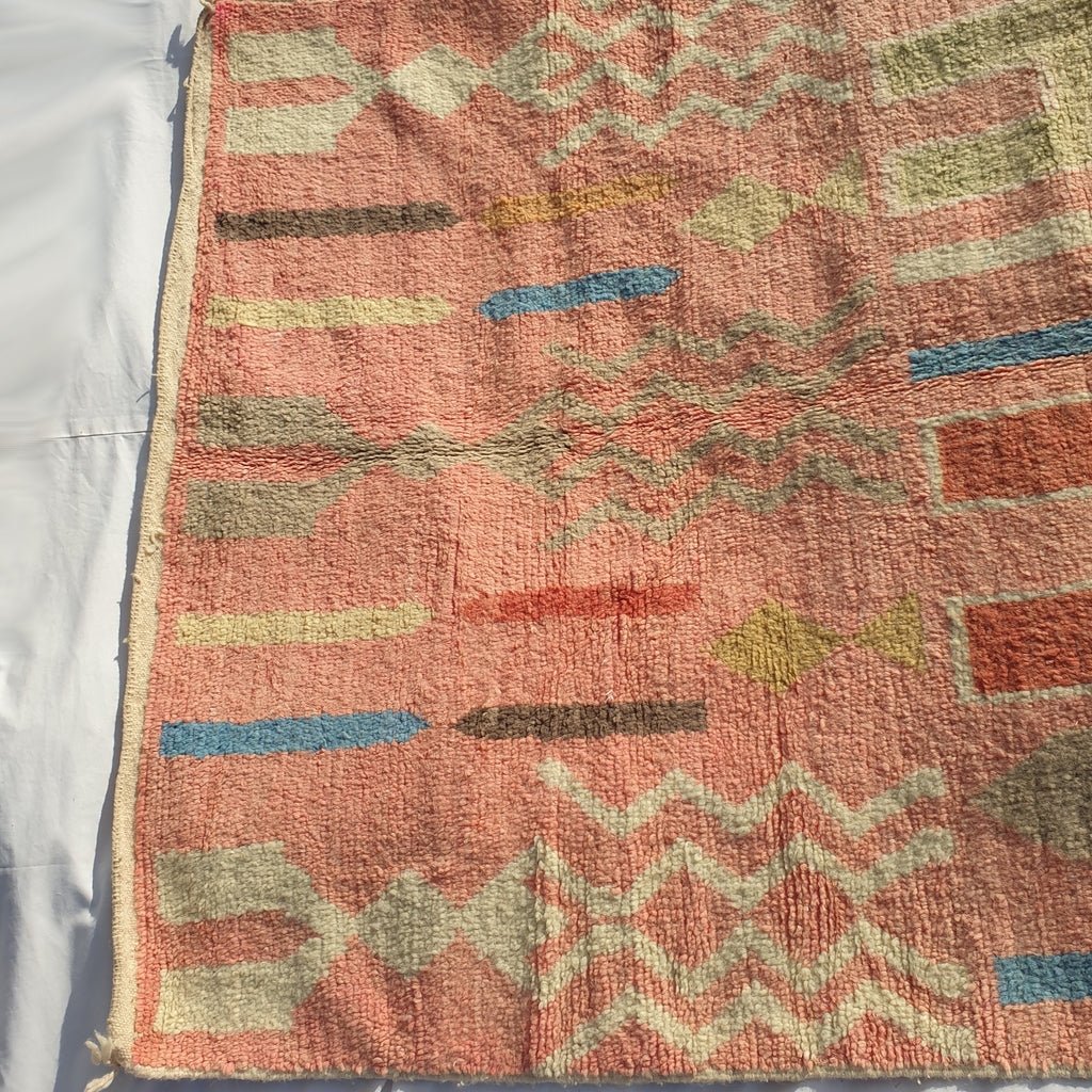MOROCCAN BOUJAAD RUG | Moroccan Berber Rug | Colorful Rug Moroccan Carpet | Authentic Handmade Berber Bedroom Rugs | 8'5x4'9 Ft | 2,60x1,50 m - OunizZ