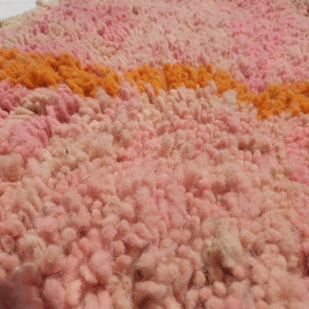 MOROCCAN BOUJAAD RUG | Moroccan Berber Rug | Colorful Rug Moroccan Carpet | Authentic Handmade Berber Bedroom Rugs | 9'7x6'7 Ft | 2,95x2,05 m - OunizZ