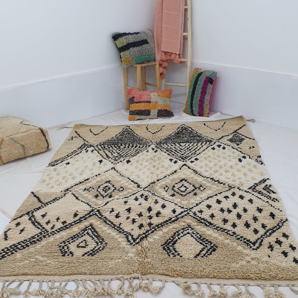 Moroccan Rug Beige & Brown Boujaad | 9'4x6'5 Ft | 2,86x2,00 m | NAGRA | 100% wool handmade - OunizZ