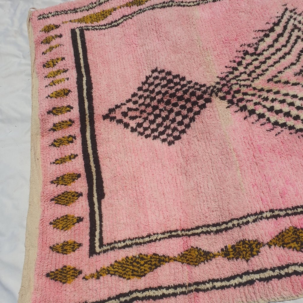 Moroccan Rug Pink Boujaad | 9'4x6'7 Ft | 2,88x2 m | SIMIWARDA | 100% wool handmade - OunizZ