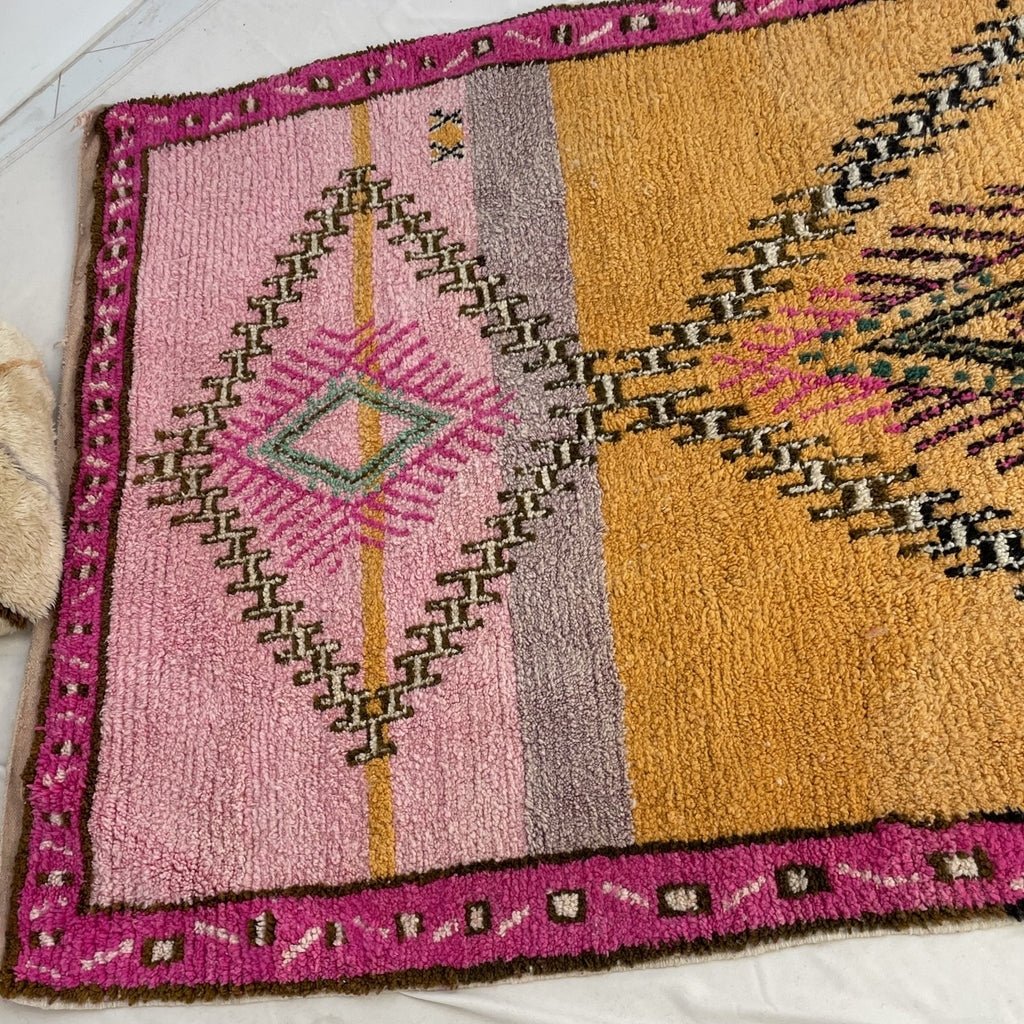 Moroccan Rug Pink & Orange Boujaad | 9'8x6'2 Ft | 3x1,9 m | AMBROKA | 100% wool handmade - OunizZ