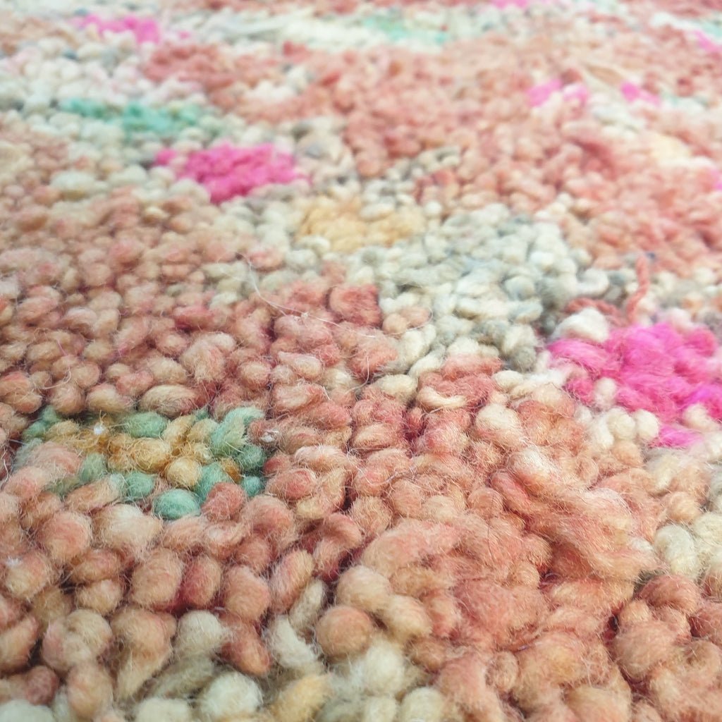 Moroccan VINTAGE Peach & Pink Rug | 8'x6' Ft | 2,43x1,83 m | MAGHRAYA | 100% wool handmade - OunizZ