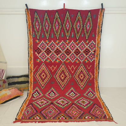 Moroccan VINTAGE Red Rug | 9'9x5'8 Ft | 3x1,77 m | TABELDA | 100% wool handmade - OunizZ