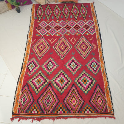 Moroccan VINTAGE Red Rug | 9'9x5'8 Ft | 3x1,77 m | TABELDA | 100% wool handmade - OunizZ