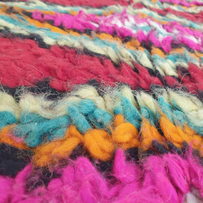 Moroccan VINTAGE Red Rug | 9'9x5'8 Ft | 3x1,77 m | TABELDA | 100% wool handmade - OunizZ