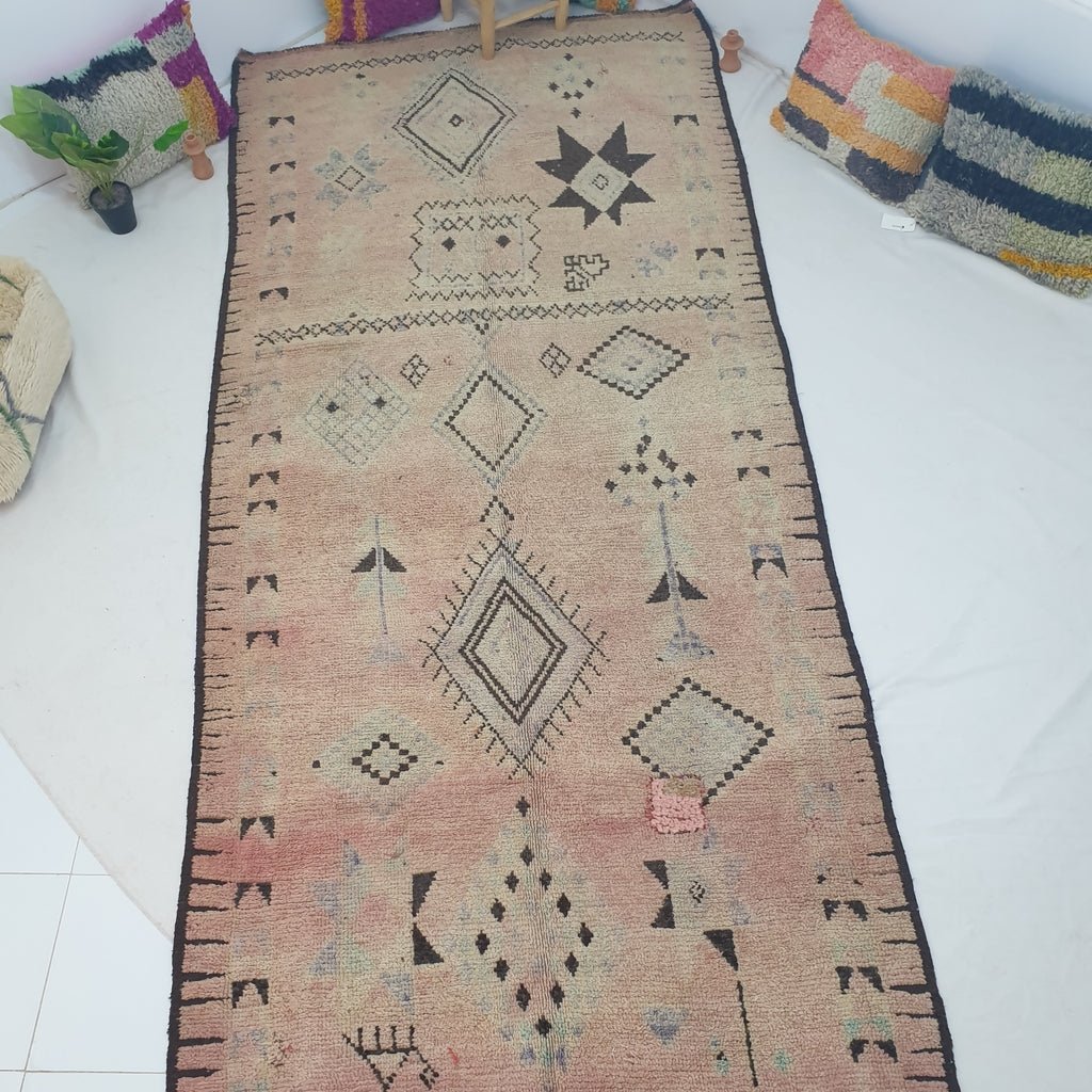 Moroccan VINTAGE Rug | 12'4x5'1 Ft | 3,79x1,56 m | TOWABA | 100% wool handmade - OunizZ
