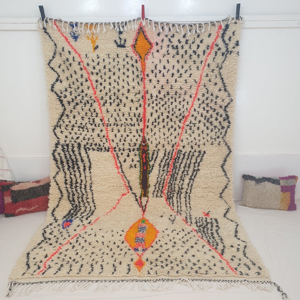 Moroccan White Azilal Rug | NAKSSA | 10'2x6'6 Ft | 3,10x2,00 m | 100% wool handmade - OunizZ