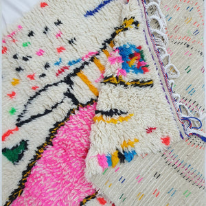 Moroccan White Rug Azilal | KWIMA | 8'2x4'8 Ft | 2,50x1,45 m | 100% wool handmade - OunizZ