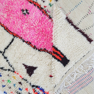 Moroccan White Rug Azilal | MAKOT | 8'4x5 Ft | 2,57x1,51 m | 100% wool handmade - OunizZ