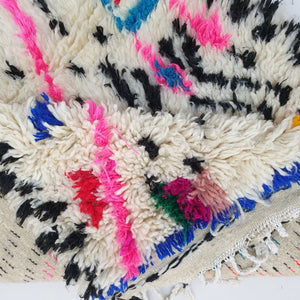 Moroccan White Rug Azilal | MIYUKA | 5'1x3'3 Ft | 1,56x1 m | 100% wool handmade - OunizZ