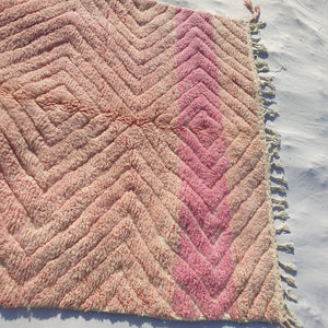 Najmaya - BENI OUARAIN Moroccan Pink Rug for Bedroom | Moroccan High Pile Area Rug Berber Authentic Wool | 9x5'4 Ft | 274x163 cm - OunizZ
