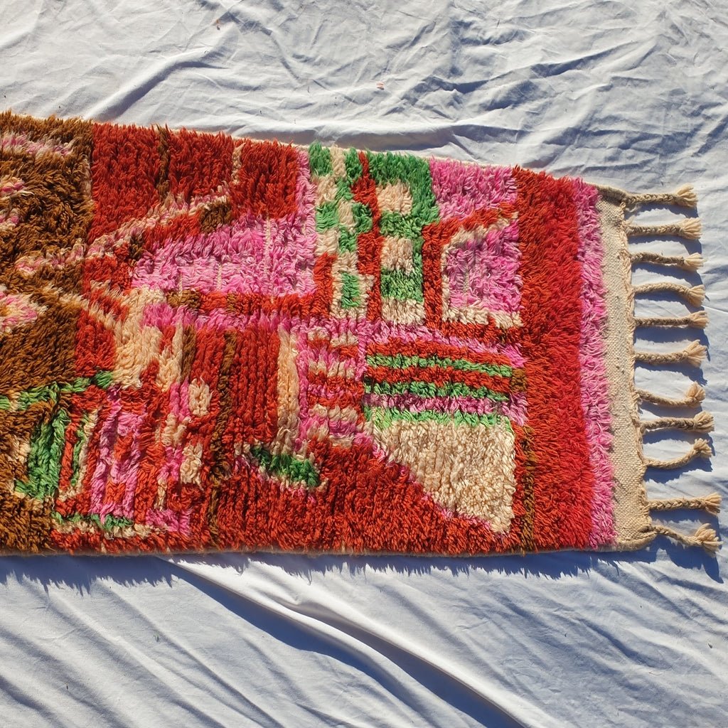 NOSSA Runner | 9'8x2'4 Ft | 3,00x0,74 m | Moroccan Colorful Rug | 100% wool handmade - OunizZ