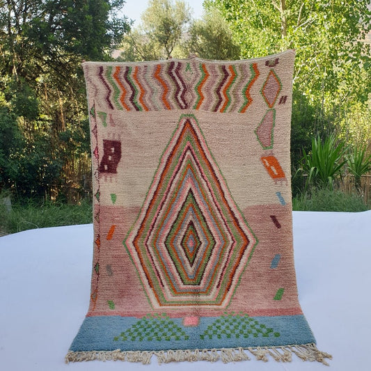 Ocassia - Moroccan Boujad Berber Rug | Colorful Authentic Handmade Bedroom Rug | 8'6x5'4 Ft | 2,61x1,65 m - OunizZ