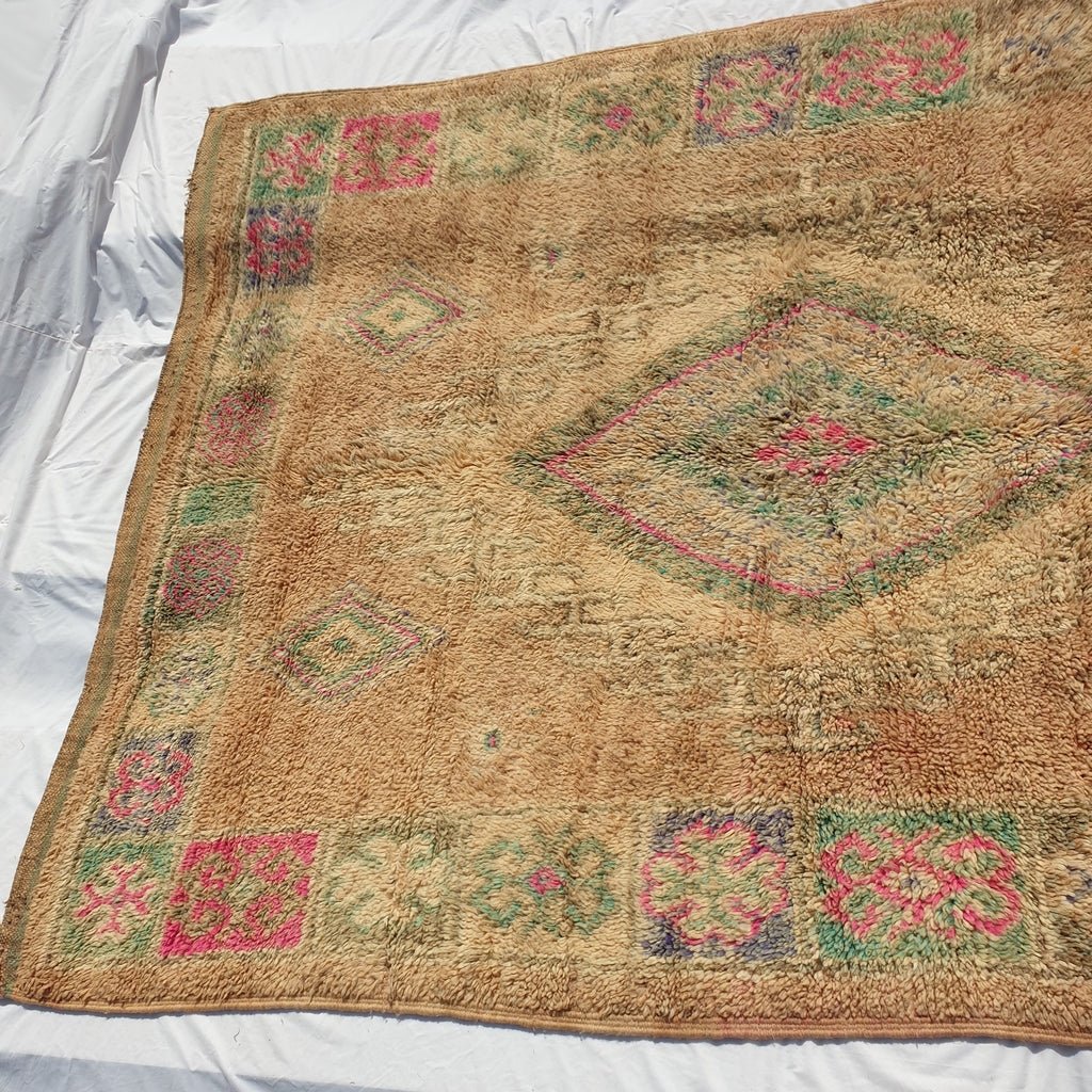 RAWAA | 10'3x6'1 Ft | 3,15x1,86 m | Moroccan VINTAGE Colorful Rug | 100% wool handmade - OunizZ